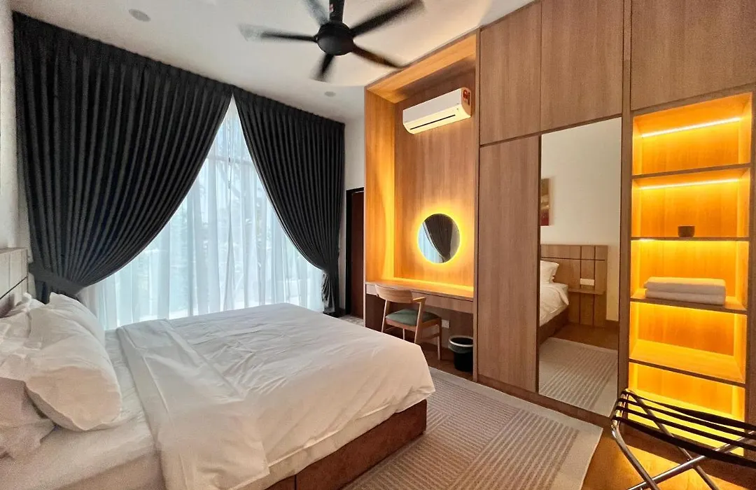 Jenderam Hill Villa-1